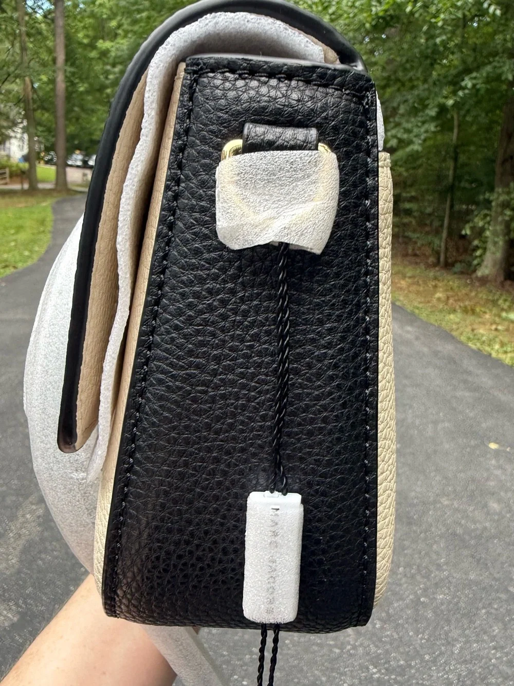 Marc Jacobs “the bold” the saddle Pebbled Leather Crossbody